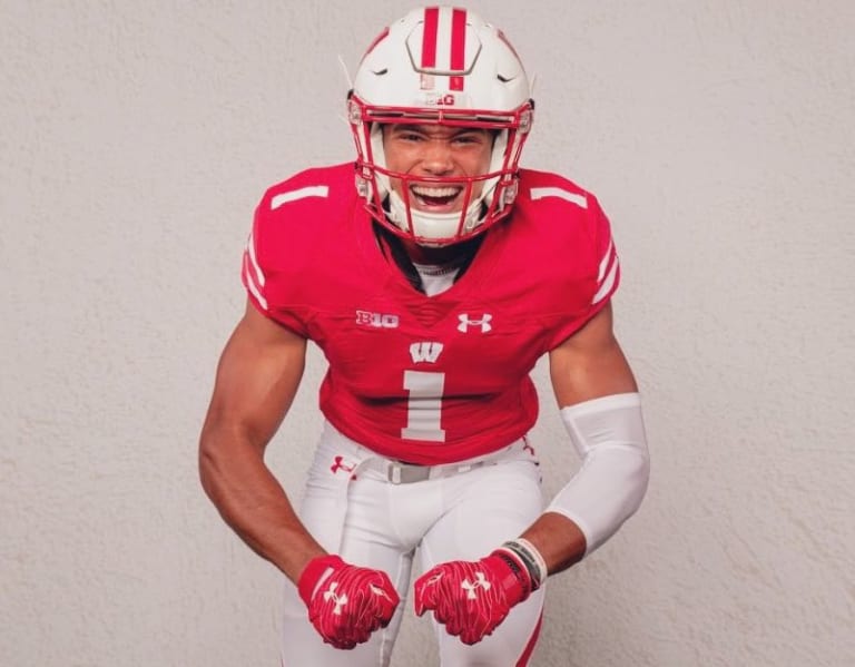 Badgers Football Badgers Blitz Gets To Know Incoming Freshman Safety