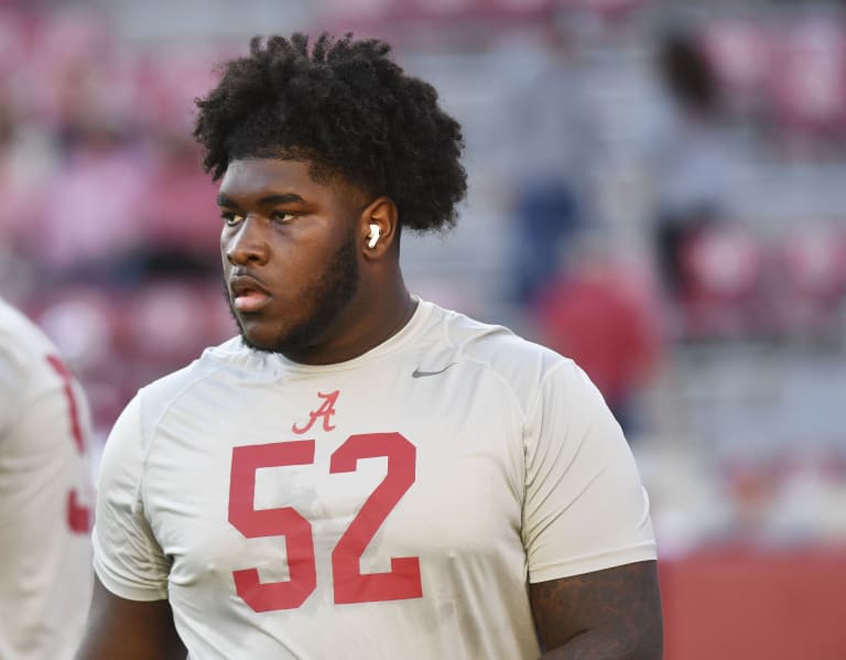 Alabama Ol Tyler Booker Voices Support For Absent Center Parker