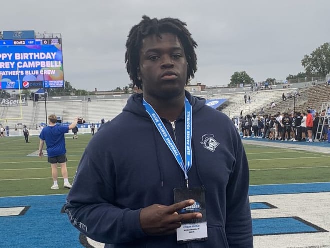 Newly in-state senior defensive tackle Etison Pholo on MTSU radar