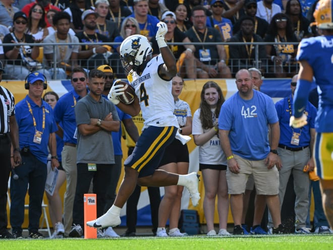 West Virginia collapses late in 38-34 loss to Pitt