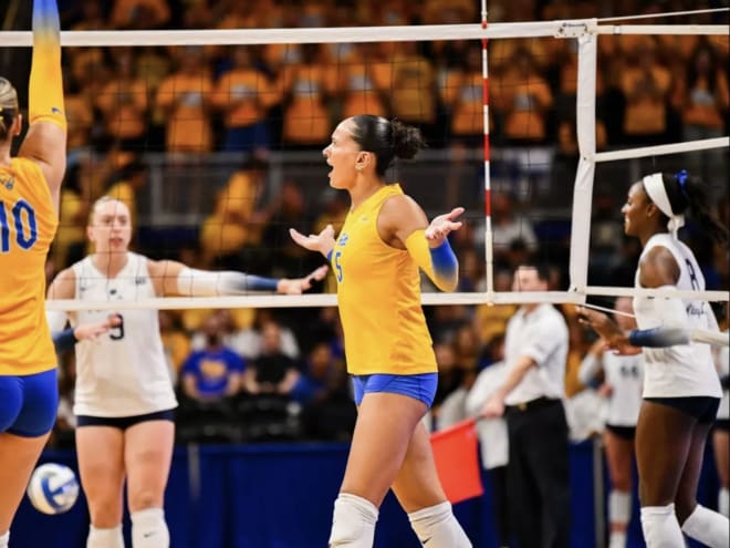 No. 1 Pitt delivers in front of record crowd with sweep of No. 3 Penn State