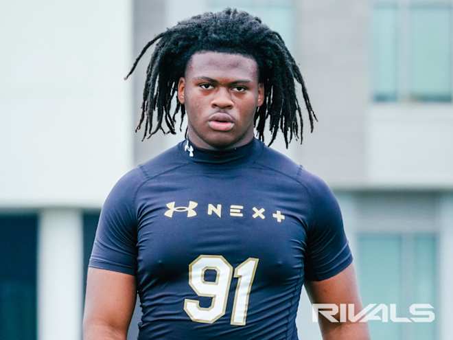 It's a two-team race for elite OL Lamar Brown, who is nearing a decision It's a two-team race for elite OL Lamar Brown, who is nearing a decision