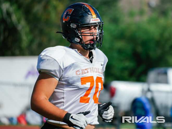 Florida taking a massive step forward with touted 2026 OL Blaise Thomassie