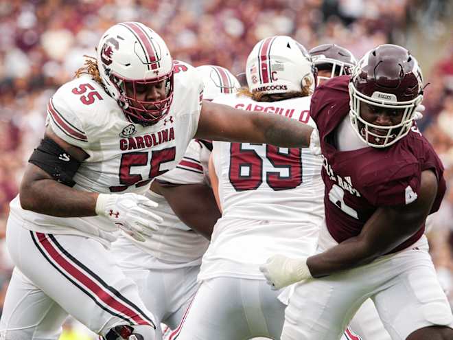 Patriot Alum Jakai Moore Leaves Gamecocks for UNC