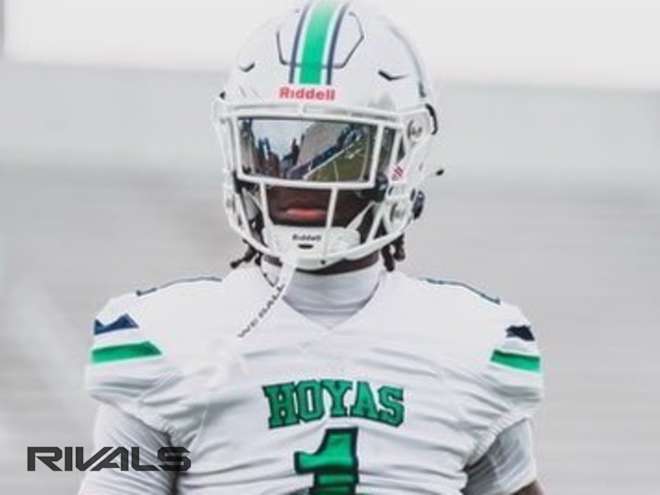 2026 4-star S Jowell Combay visits Tennessee football, talks OVs