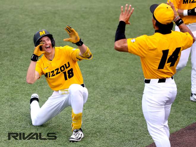 Photo Gallery: Border War baseball