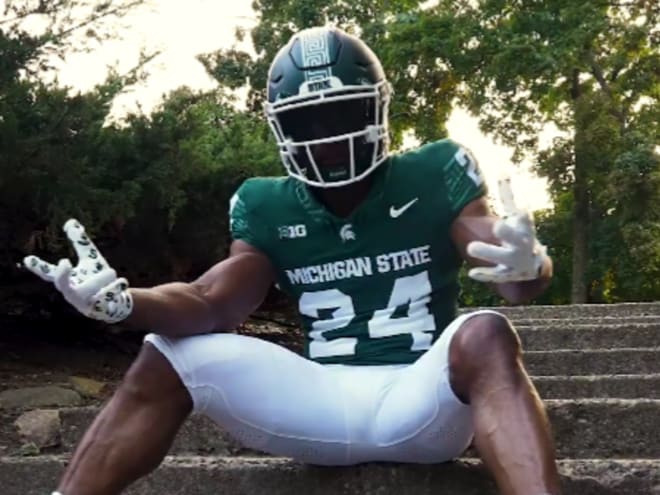 It's green helmets, green jerseys, white pants for MSU vs Prairie View A&M