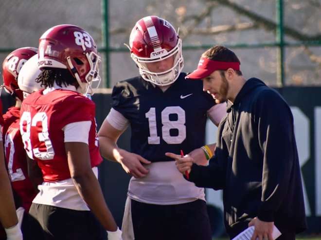 Accomplished transfer QB set to join Owls