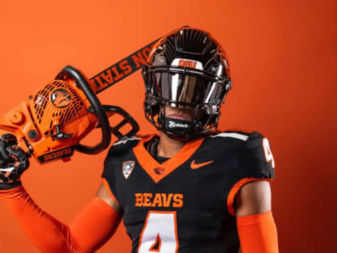 What To Know About Donovan Dunmore's Commitment to Oregon State