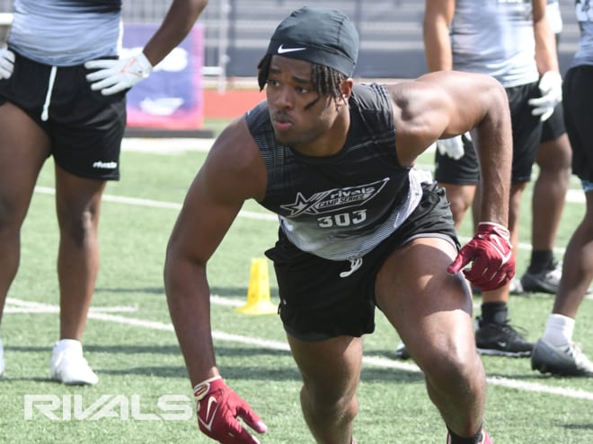 Fact or Fiction: Texas is leading for five-star Javion Hilson