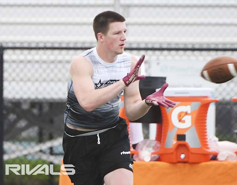 Recruiting Rumor Mill: Prospects mulling options after critical visits Recruiting Rumor Mill: Prospects mulling options after critical visits