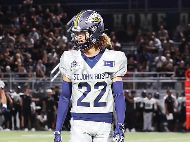 Recruiting Rumor Mill: Washington making push for USC commit Josh Holland