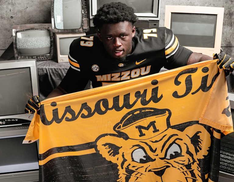 2026 four-star OL Brandon Anderson commits to Mizzou over UNC, Tennessee 2026 four-star OL Brandon Anderson commits to Mizzou over UNC, Tennessee