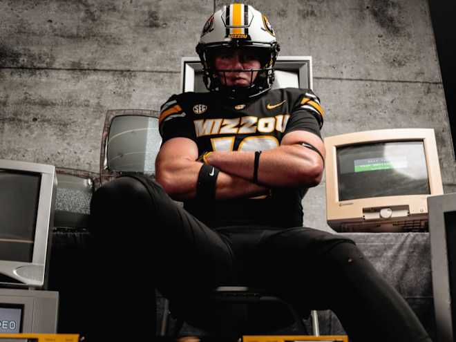 2026 three-star TE Isaac Jensen commits to Mizzou after official visit
