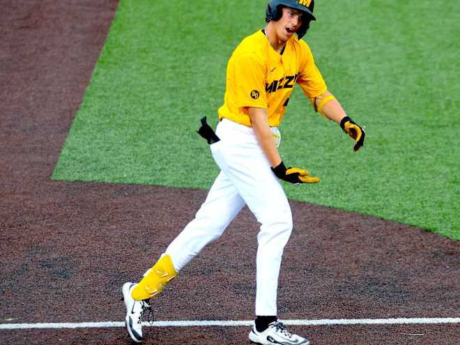 Photo Gallery: Border War baseball Part 2