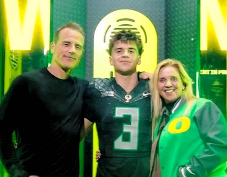 Big QB recruiting weekend for Oregon's California targets