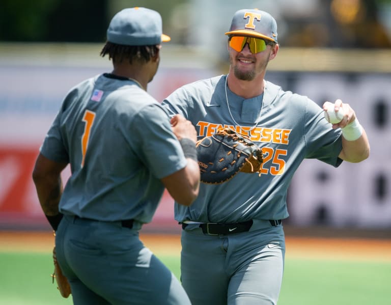 Tennessee beats Southern Miss, advances to College World Series - Rocky Top  Talk