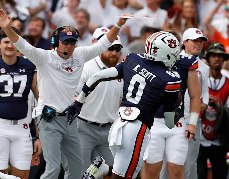 Houston DB transfer Keionte Scott commits to Miami