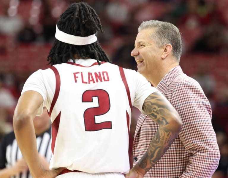 Arkansas basketball holds steady in AP Top 25