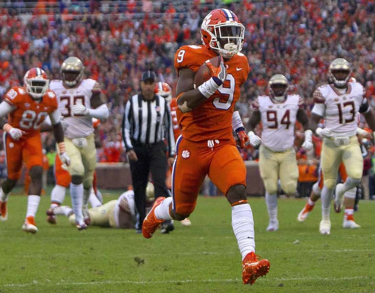 Trevor Lawrence hurt, Clemson rides Travis Etienne to victory over  Syracuse, 27-23, NFL Draft