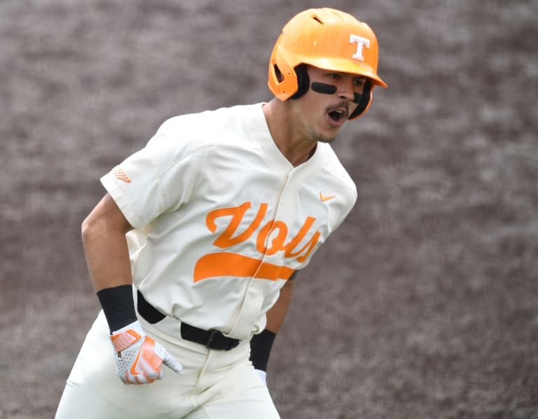 VolReport  –  Key takeaways: Ensley paces Vols at the plate in win over South Carolina