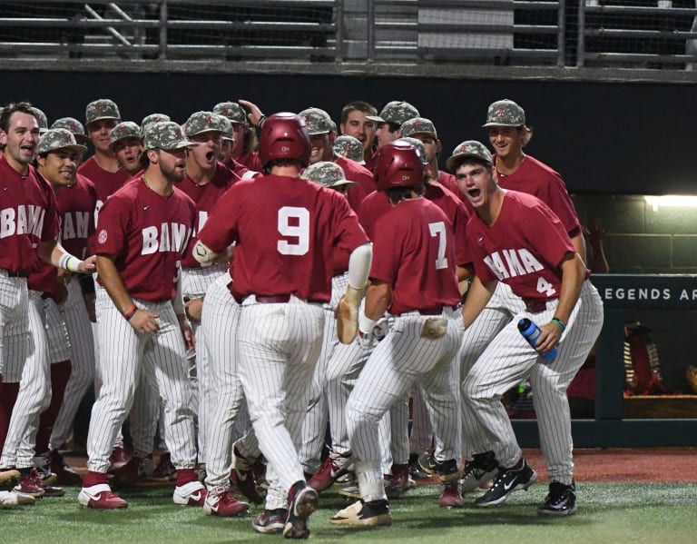 Alabama baseball downs Troy in an offensive shootout, 11-8
