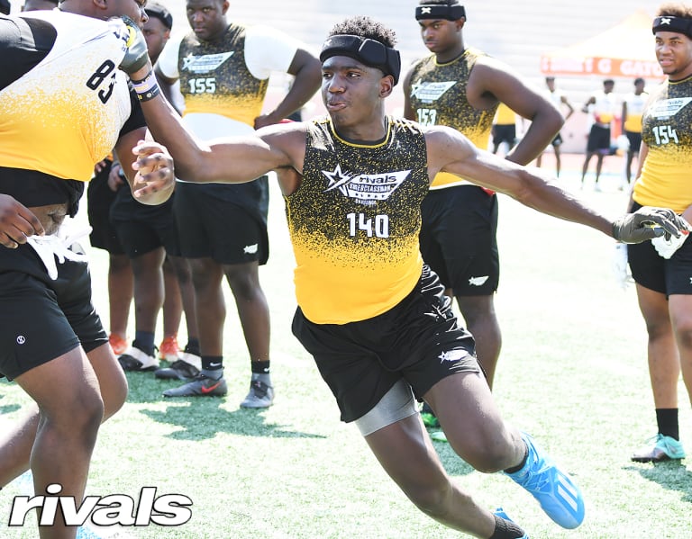 2025 Look Ahead Linebacker UGASports Bulldogs Football & Basketball Recruiting