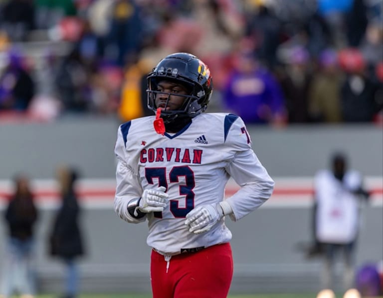 2027 Charlotte DE Jesiah Fields talks about offer from South Carolina