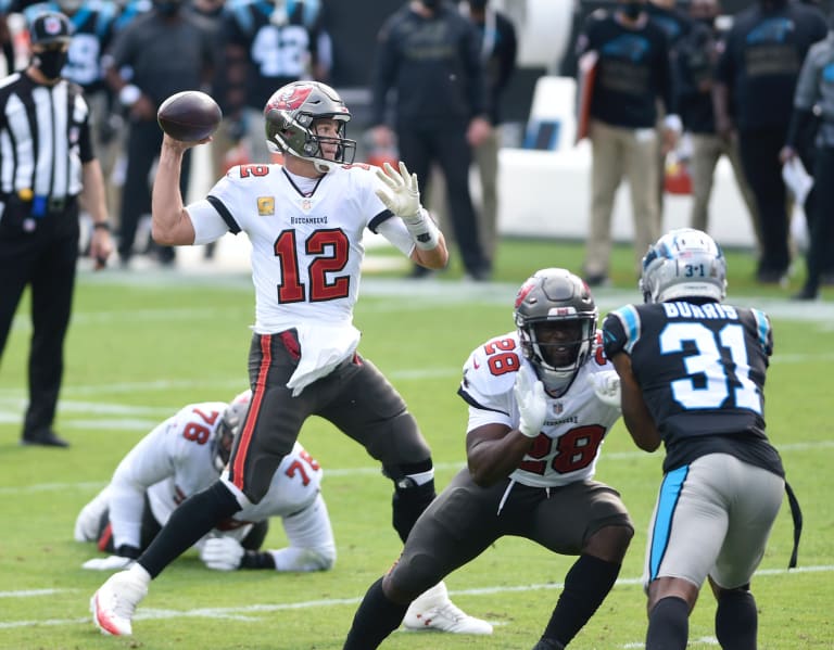 Tom Brady's Tampa Bay Buccaneers Suffer Blowout Loss to Panthers