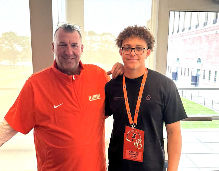 Top quarterback target Braylen Warren checks out Illinois