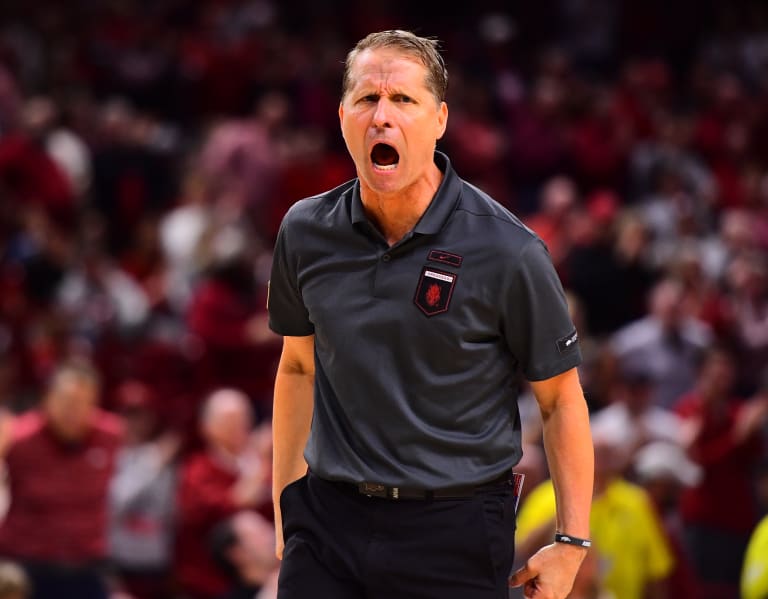 HawgBeat  –  People are paying attention to Arkansas basketball