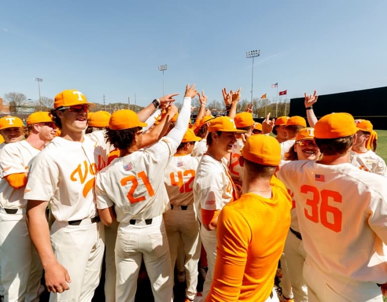 No. 1 Tennessee Vols baseball hosts Alabama Crimson Tide pictures