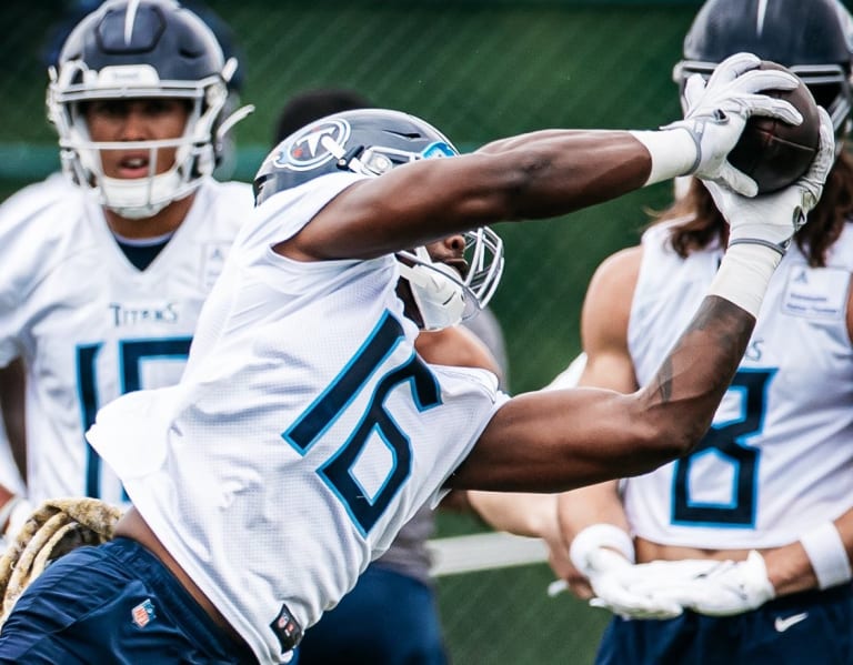 Treylon Burks Can't Get Through First Titans' Practice - Sports Illustrated  All Hogs News, Analysis and More