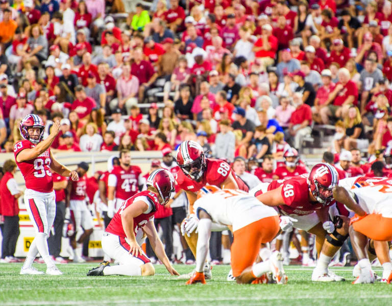 John Hoyland Named to Lou Groza Award Watch List - University of Wyoming  Athletics