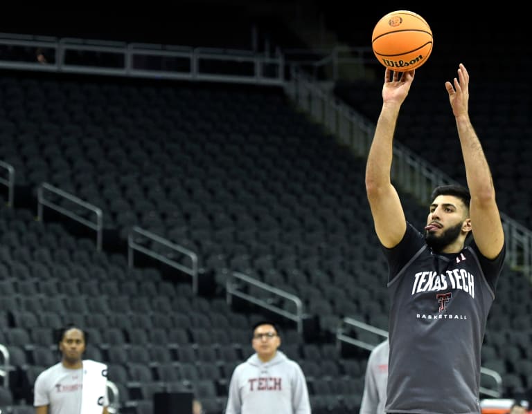 Cal basketball lands major transfer addition in 6-foot-11 Fardaws Aimaq