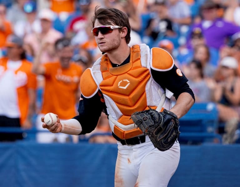Meet the New Side of Evan Russell: A Calming Presence for Tennessee's Hot  Rod Pitching Staff - Sports Illustrated Tennessee Volunteers News, Analysis  and More