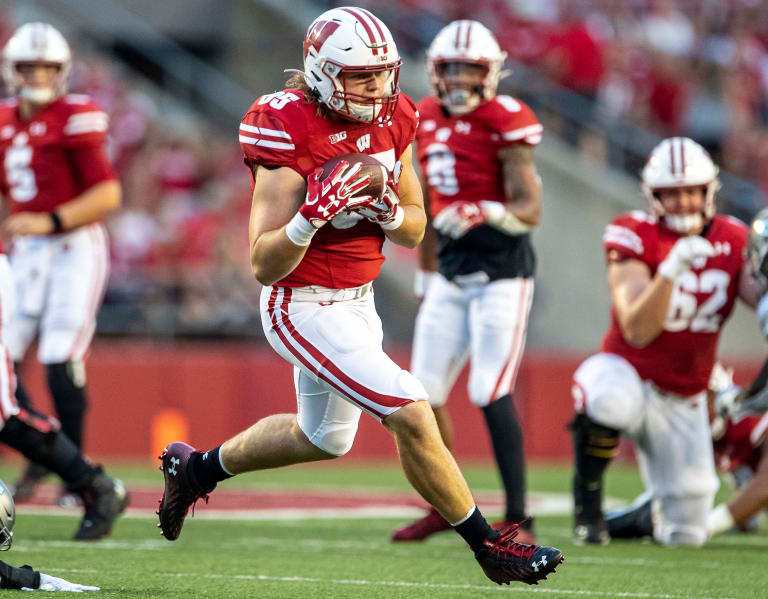 Key Wisconsin Badgers: No. 16 - Tight end Clay Cundiff