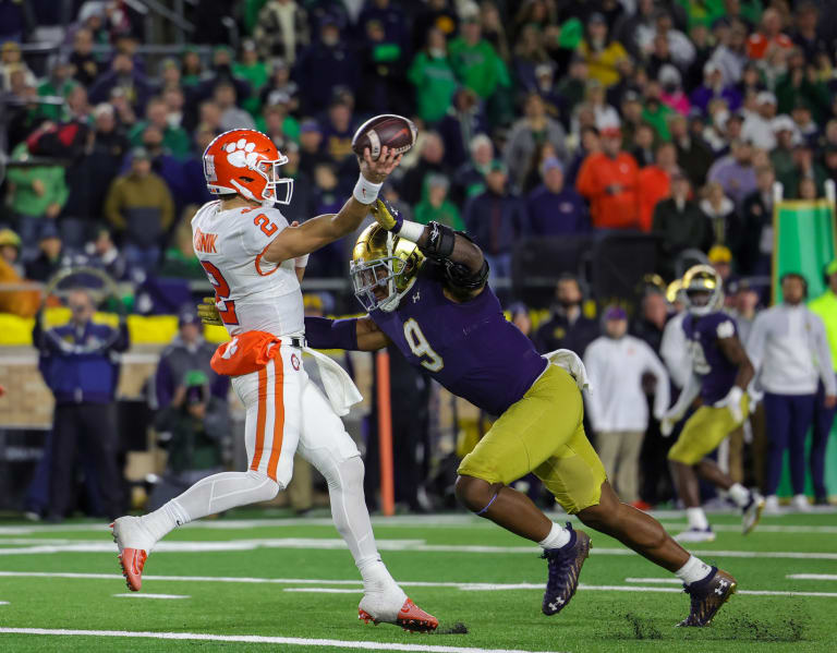 Notre Dame DE Justin Ademilola declares for NFL Draft