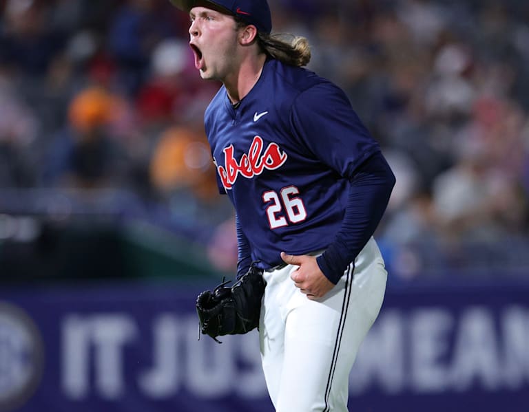 Elliott comes through in clutch to give Rebels critical win over Florida