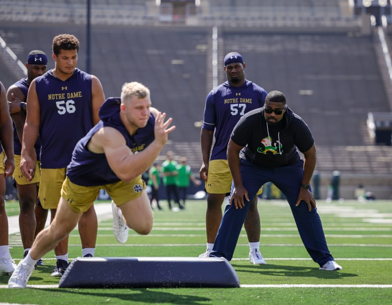 Five biggest takeaways from Notre Dame football's open practice Tuesday -  InsideNDSports