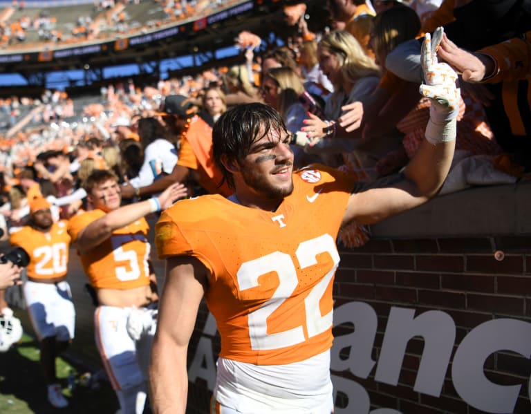 Snap Counts, Game Grades For Tennessee During Win Over Vanderbilt ...