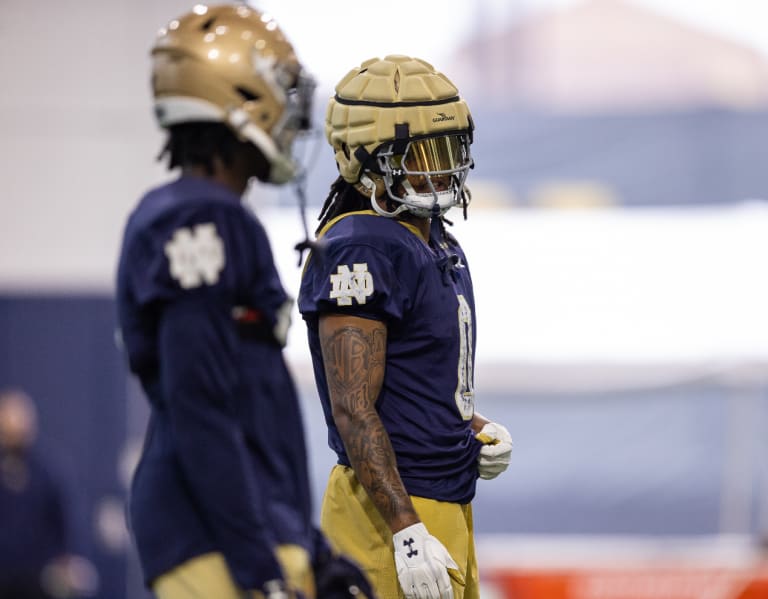 Notre dame football captains list sales