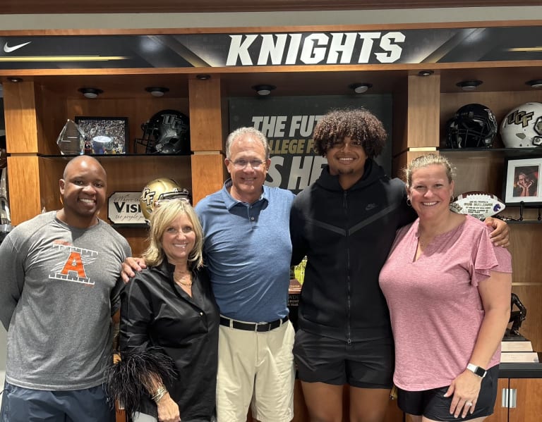 Caden Piening bonds with future teammates while on UCF visit