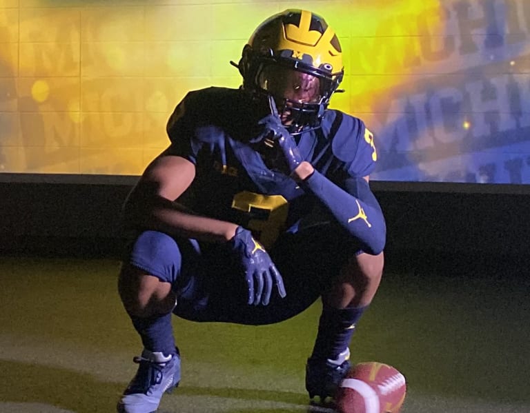 2027 WR Bryan Porter excited to be recruited by Michigan Maize