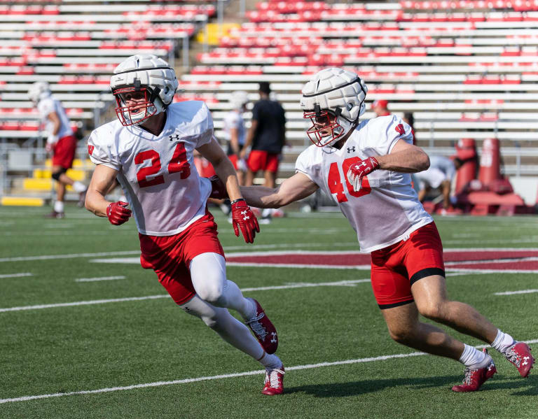 wisconsin-football-freshman-hunter-wohler-working-on-special-teams