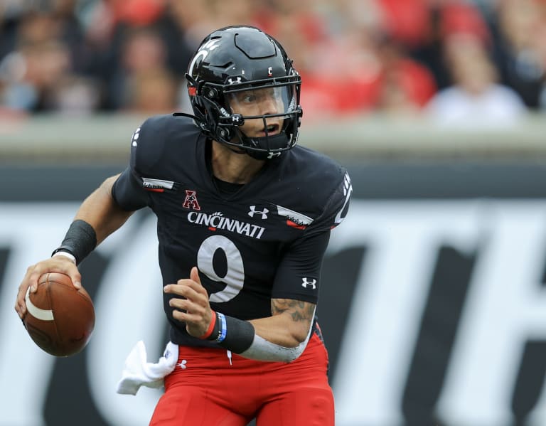 Desmond Ridder 2021 Full Season Highlights, Cincinnati Bearcats Senior  Quarterback