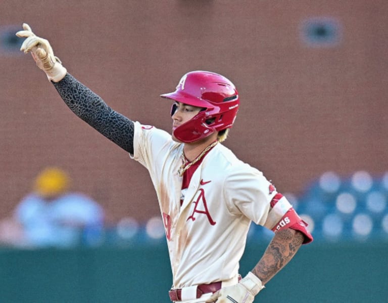 How to Watch, BetSaracen Odds: No. 11 Arkansas vs. No. 1 Texas