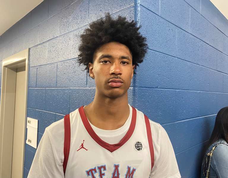 Kentucky contacts Tajh Ariza every other day