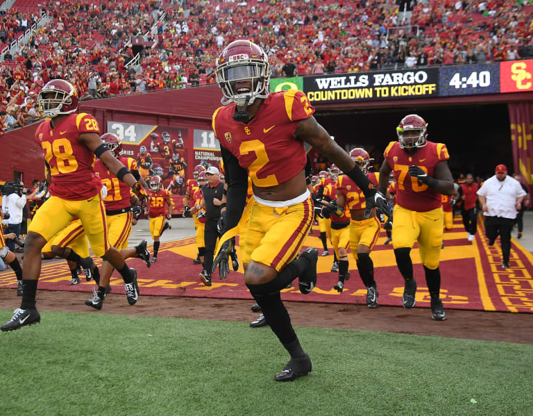 TrojanSports  -  USC football players pen open letter to governor stating: 'We want to play'
