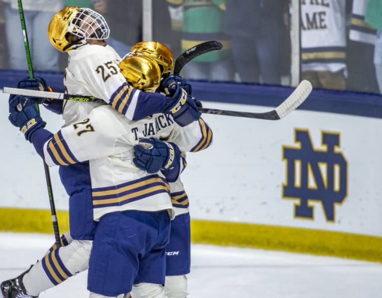 Notre dame hockey online sweatshirt